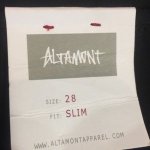 Altamonte clothing